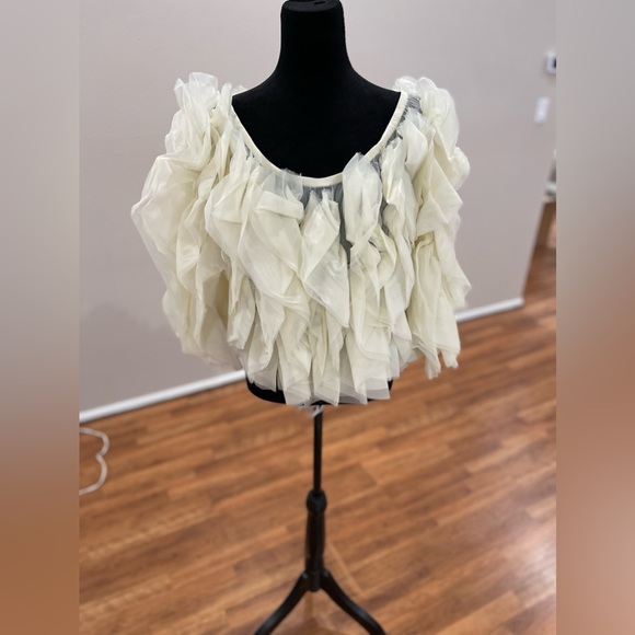 Tops Nwt Cream Ruffle Long Sleeve Top Poshmark